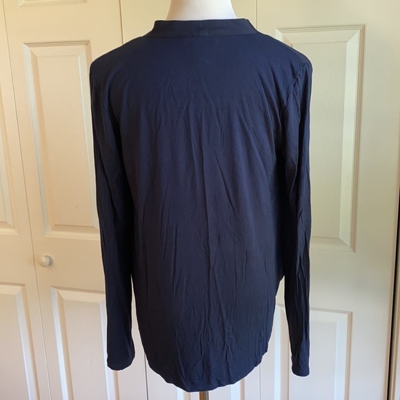 White House Black Market Navy Drape-Front Long Sleeve Blouse Size Medium - Picture 4 of 10
